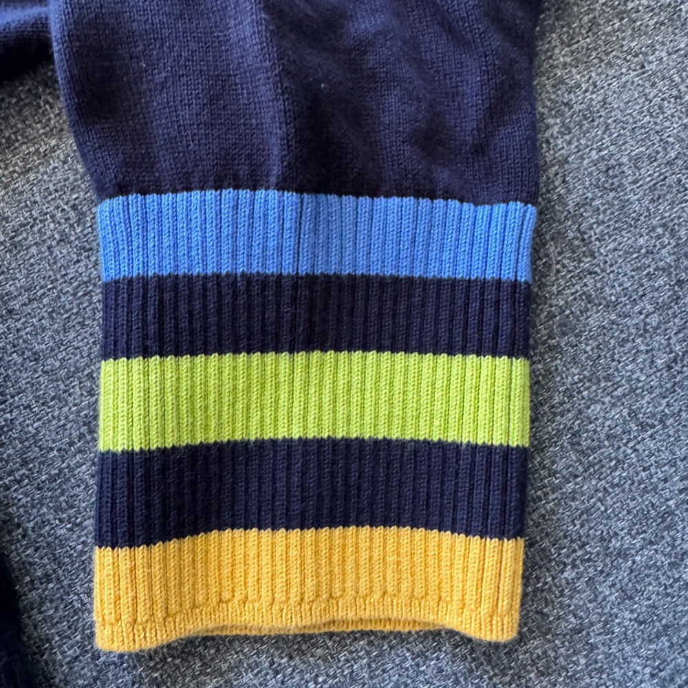 Tommy Hilfiger Women’s Cropped Black Color Block V-Neck Sweater Size Small - Picture 4 of 14